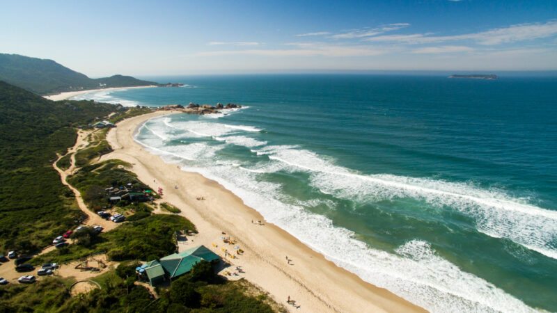 Melhor Praia de Ubatuba: Descubra as Mais Incríveis do Litoral Norte de SP